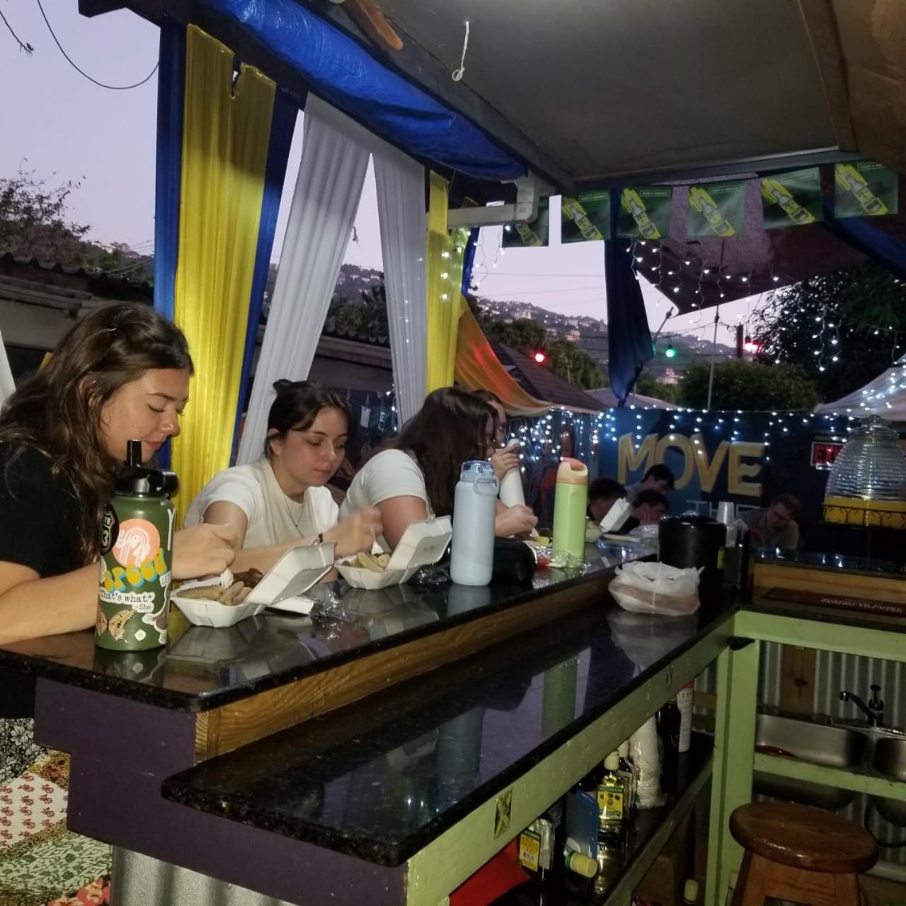 Dancehall Hostel キングストン エクステリア 写真