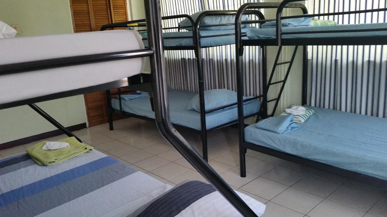 Dancehall Hostel キングストン エクステリア 写真